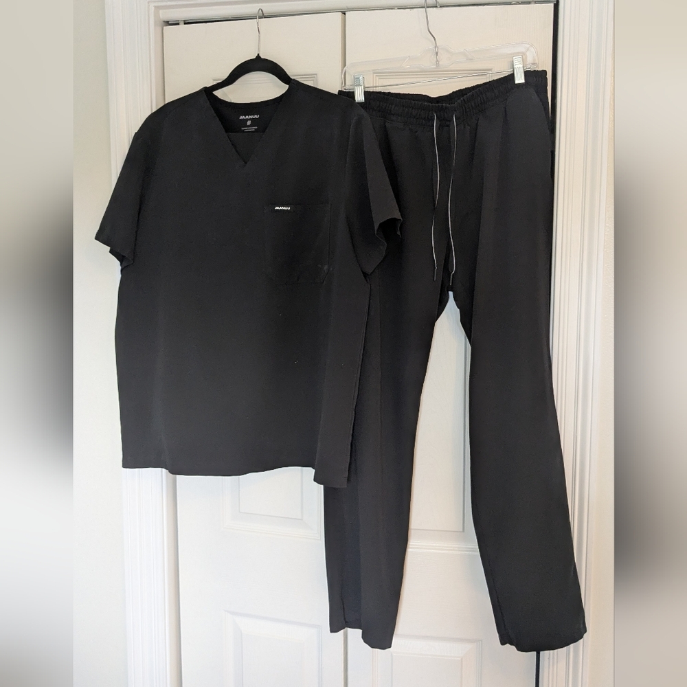 Jaanuu Black Original Scrub Set Men's Large